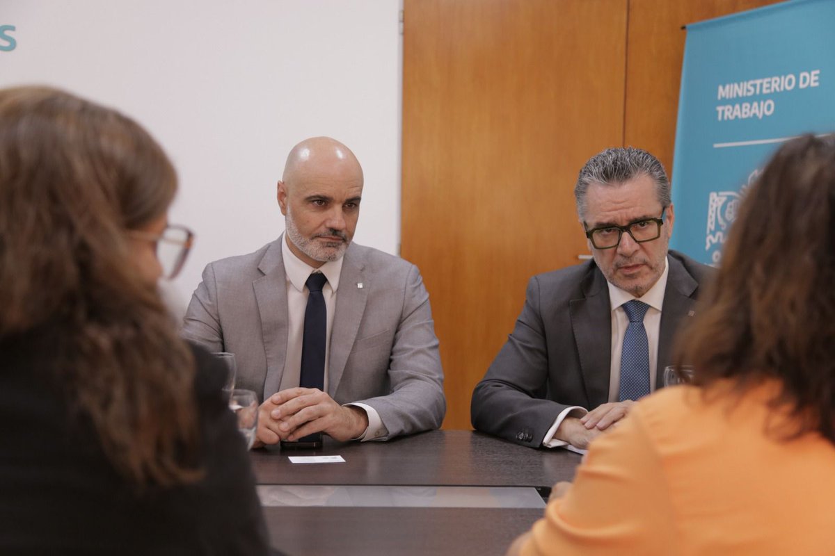 Hoy recibimos a representantes del Gobierno de Cataluña, en articulación con el Ministerio de Gobierno, para fortalecer la cooperación en empleo y desarrollo.