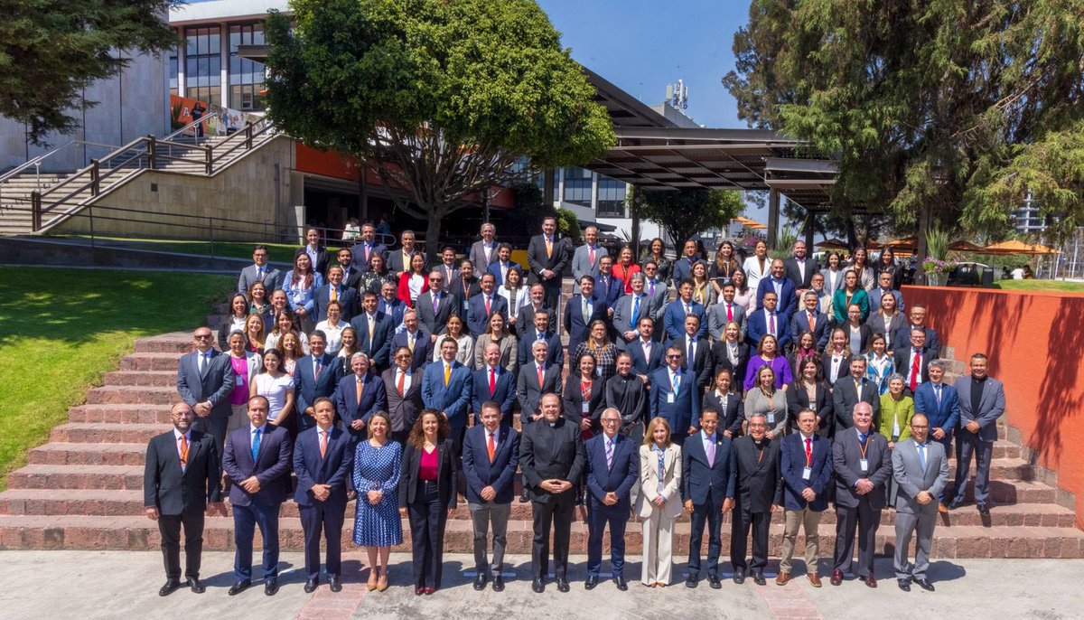 Inst. Juan Pablo II tweet media