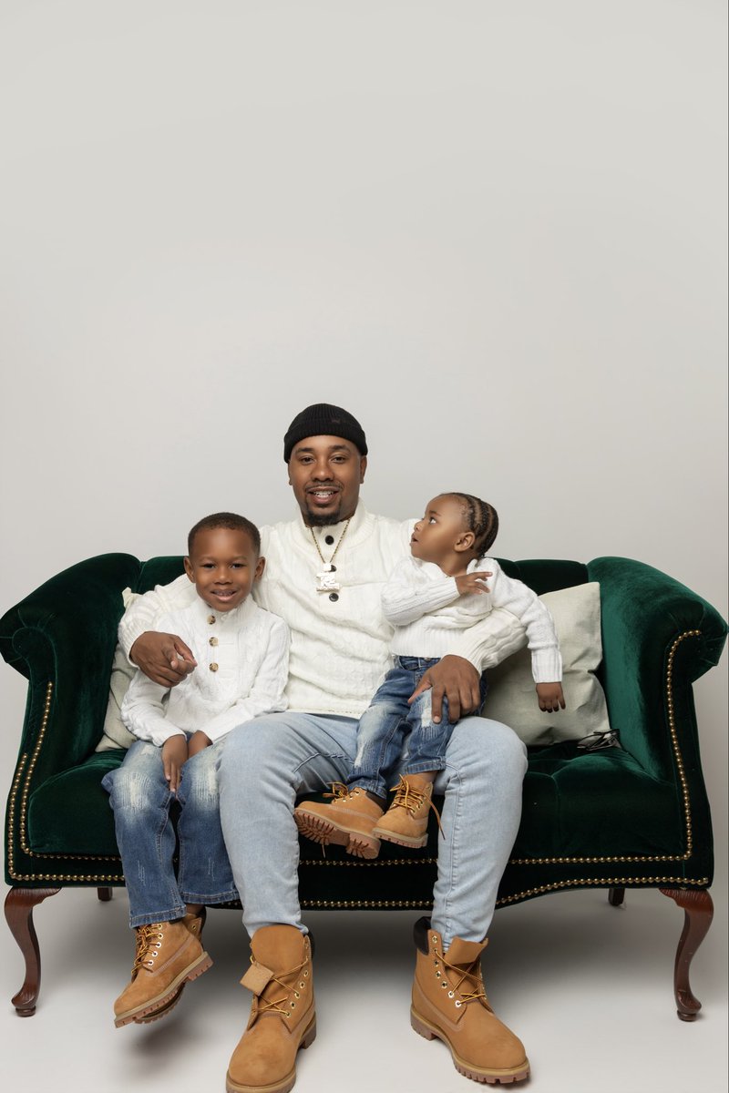 Tim Obrian Leach tweet media