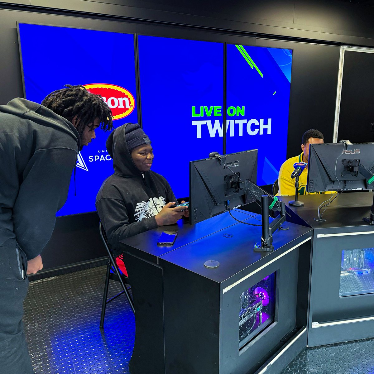 Rally Cry tweet media