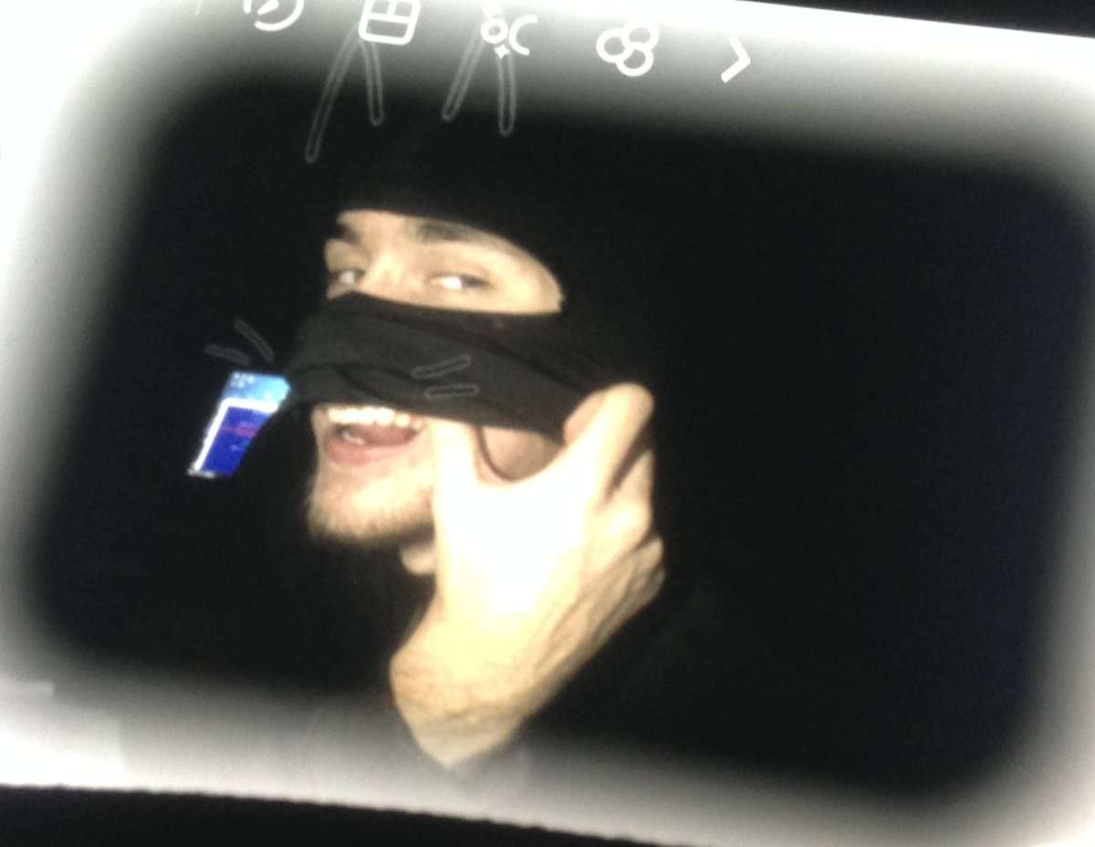 vex2or's tweet photo. Haii, some photos for you!(��人⁠ ⁠•͈⁠ᴗ⁠•͈⁠)
#maskedman #military https://t.co/emnuDqEFFU