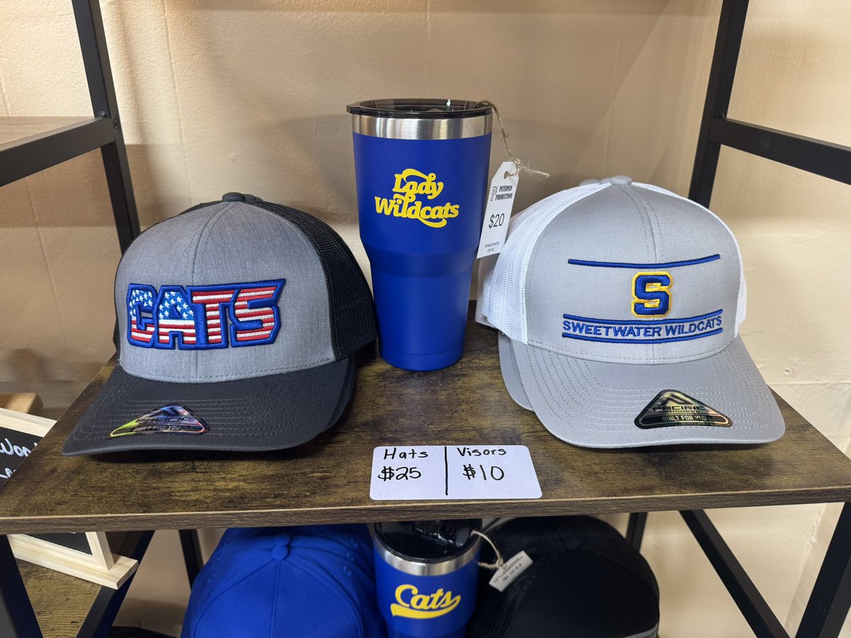 SweetTeesSW's tweet photo. New hats have arrived!! Circular leather patches on 4 different styles of hats plus the classic look on the gray/white trucker and the khaki dad hat. https://t.co/wps23UtRbY
