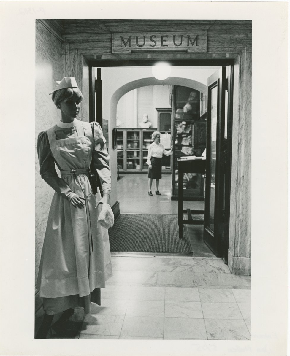 Mütter Museum tweet media