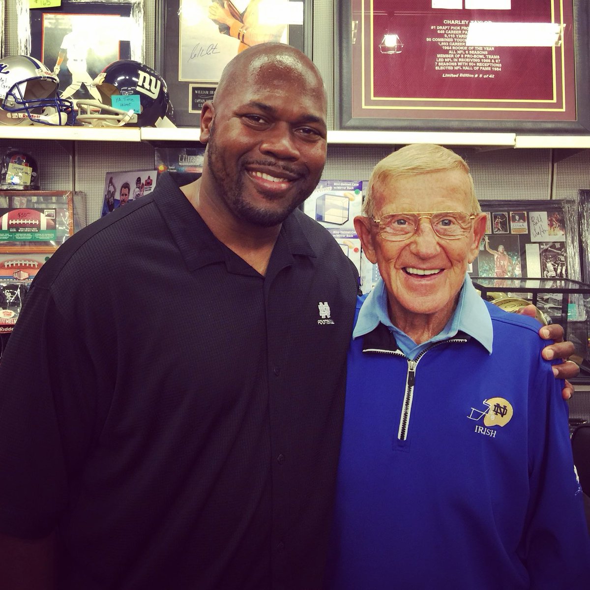 Bertrand Berry tweet media