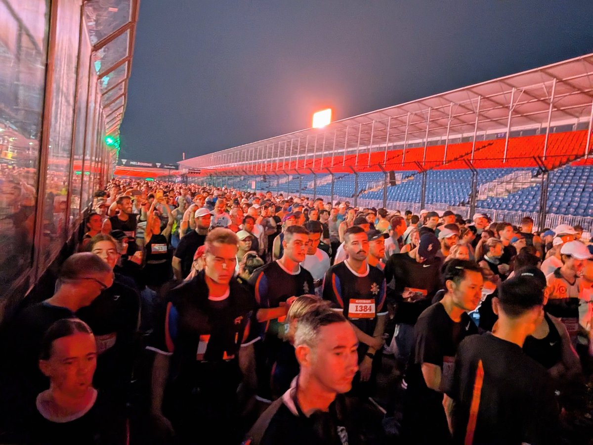peterdav2000's tweet photo. What a fantastic experience! I got to run the F1 Australian Grand Prix 5.3km circuit track this morning

The location obviously helped me with my fastest run ever! I came 228 out of 1,208 runners
#AustralianGP #F1 #GrandPrix2026 #melbournegp #Melbourne #albertpark #runthetrack https://t.co/ii3oeb8jaO