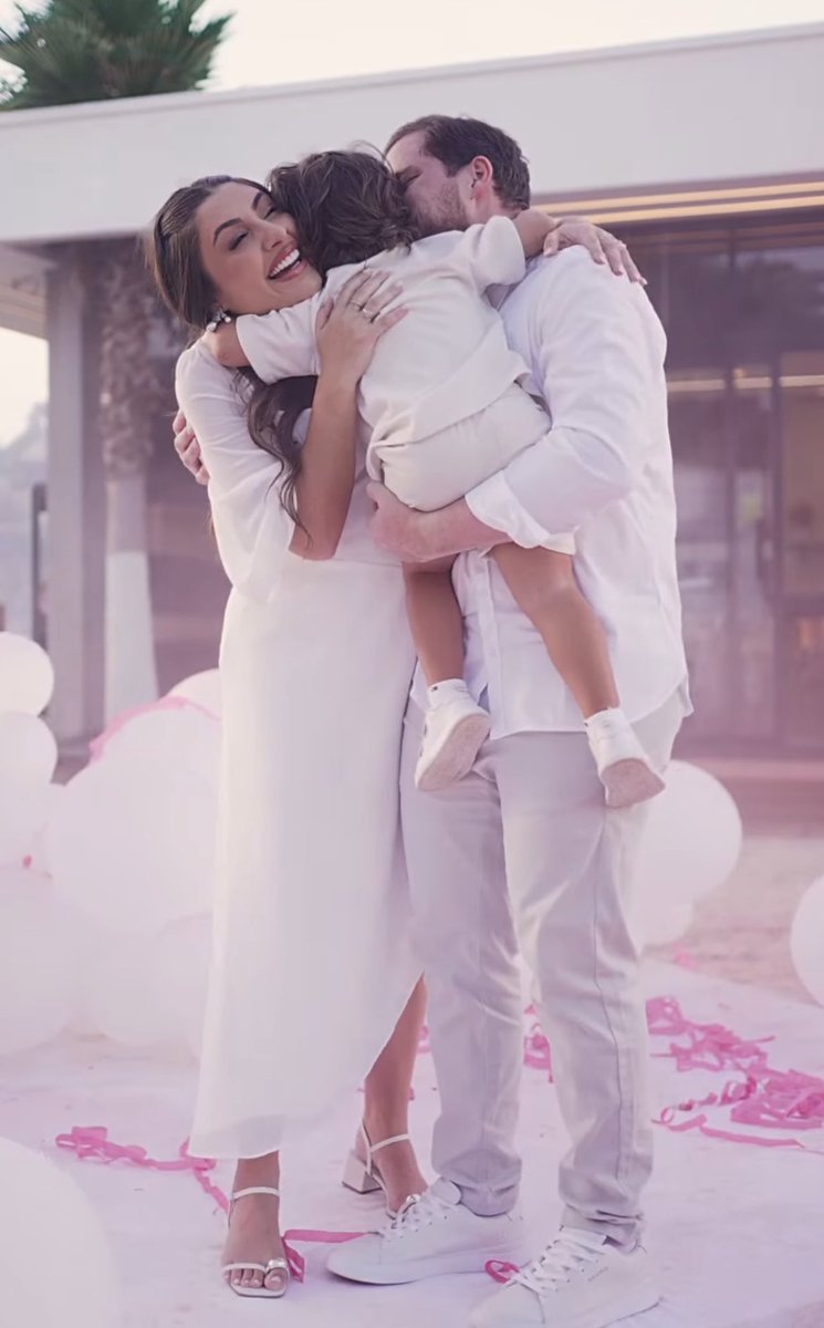fvsbia's tweet photo. sabiaaaaa😭💗lindos demais https://t.co/gm3iU6Dpz5
