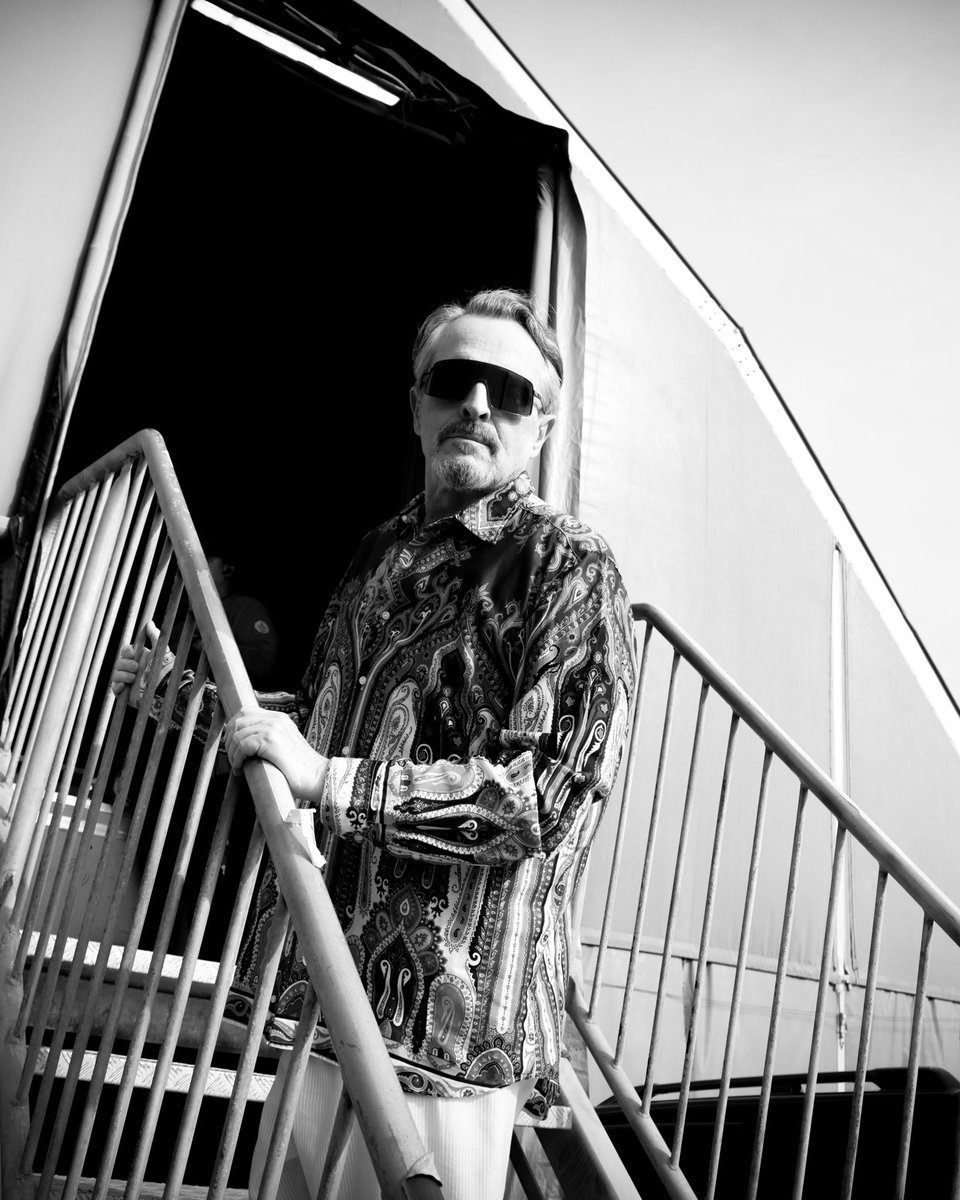 Miguel Bosé tweet media