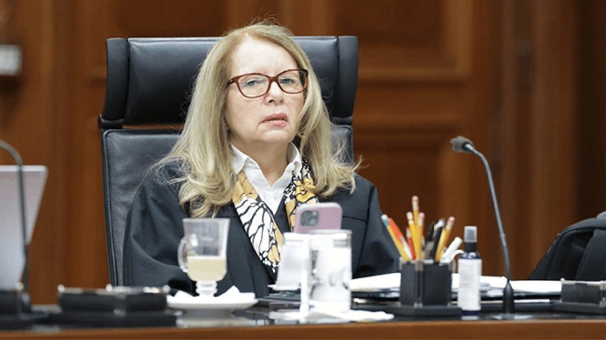 Radio_Zocalo's tweet image. El celular de la ministra Loretta Ortiz ‘se poseyó’ en plena de la SCJN
radiozocalo.com.mx/690318/
#LorettaOrtiz #SCJN #VideoViral