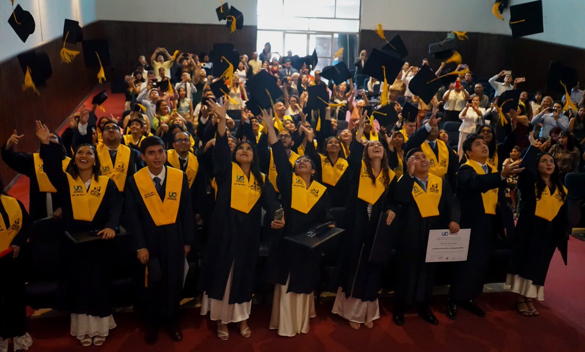 GIGFCAUG's tweet photo. Este Lunes 2 de Marzo tuvimos la Ceremonia de Incorporación de nuestros estudiantes. Felicitaciones a los nuevos Licenciados. les deseamos muchos éxitos personales y profesionales.
📍 #CienciasAdministrativas
📍 #UniversidadDeGuayaquil
📍 #GestionDeLaInformacionGerencial https://t.co/88tRtnfpKl
