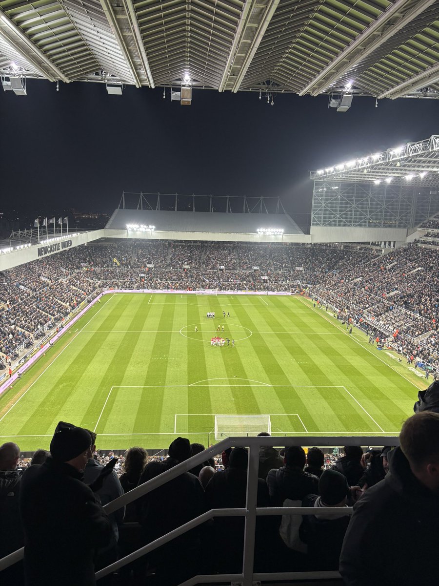 MUFC_Tom95's tweet photo. Newcastle Away!! How poor was that! Especially against 10 men! 🇾🇪 #mufc https://t.co/LmoLo8iRob