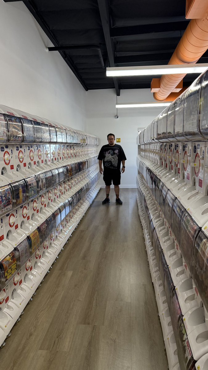 Johnny Weiss tweet media