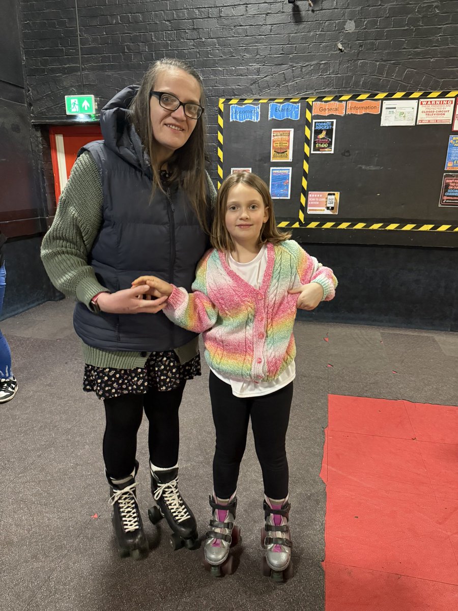 Charlotte 🇨🇦🇬🇧 tweet media