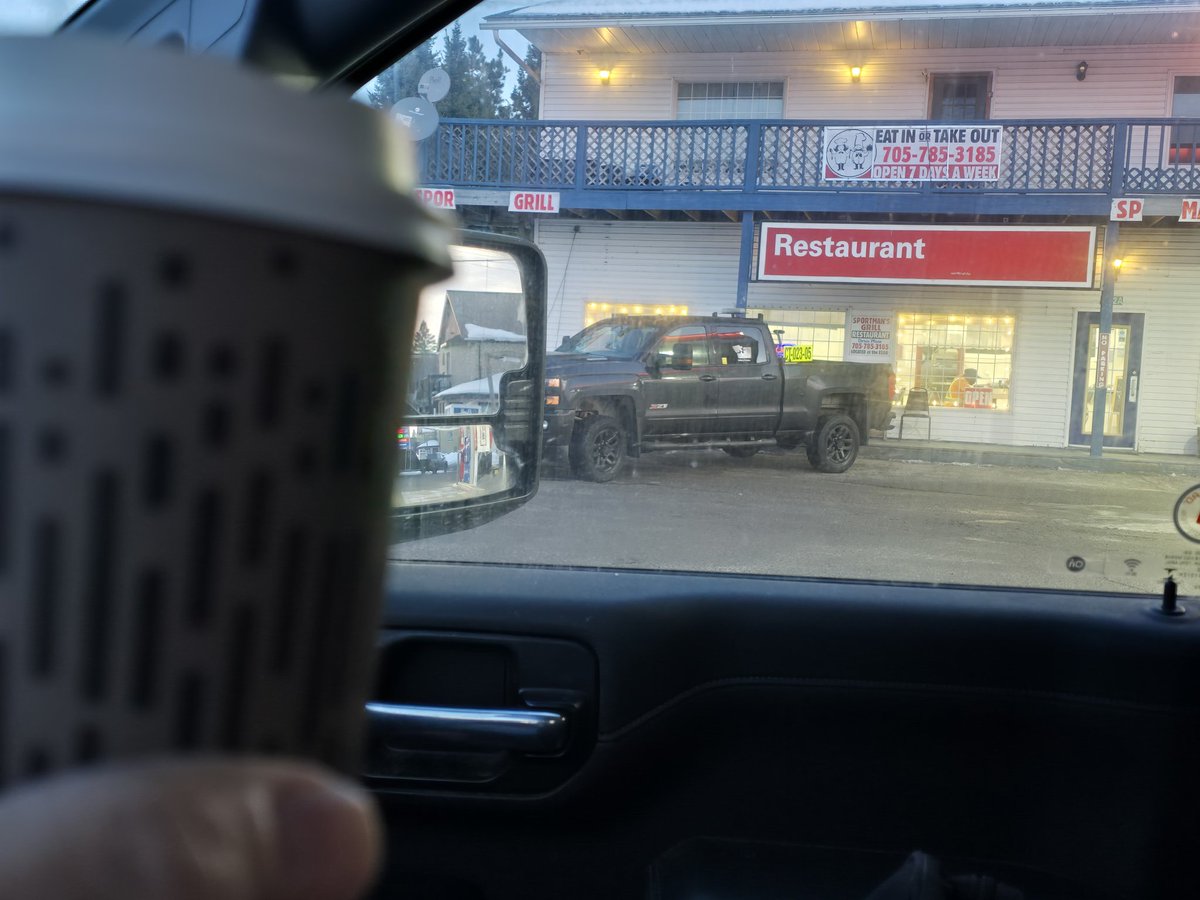 The Hoof Trimmer🇨🇦 tweet media