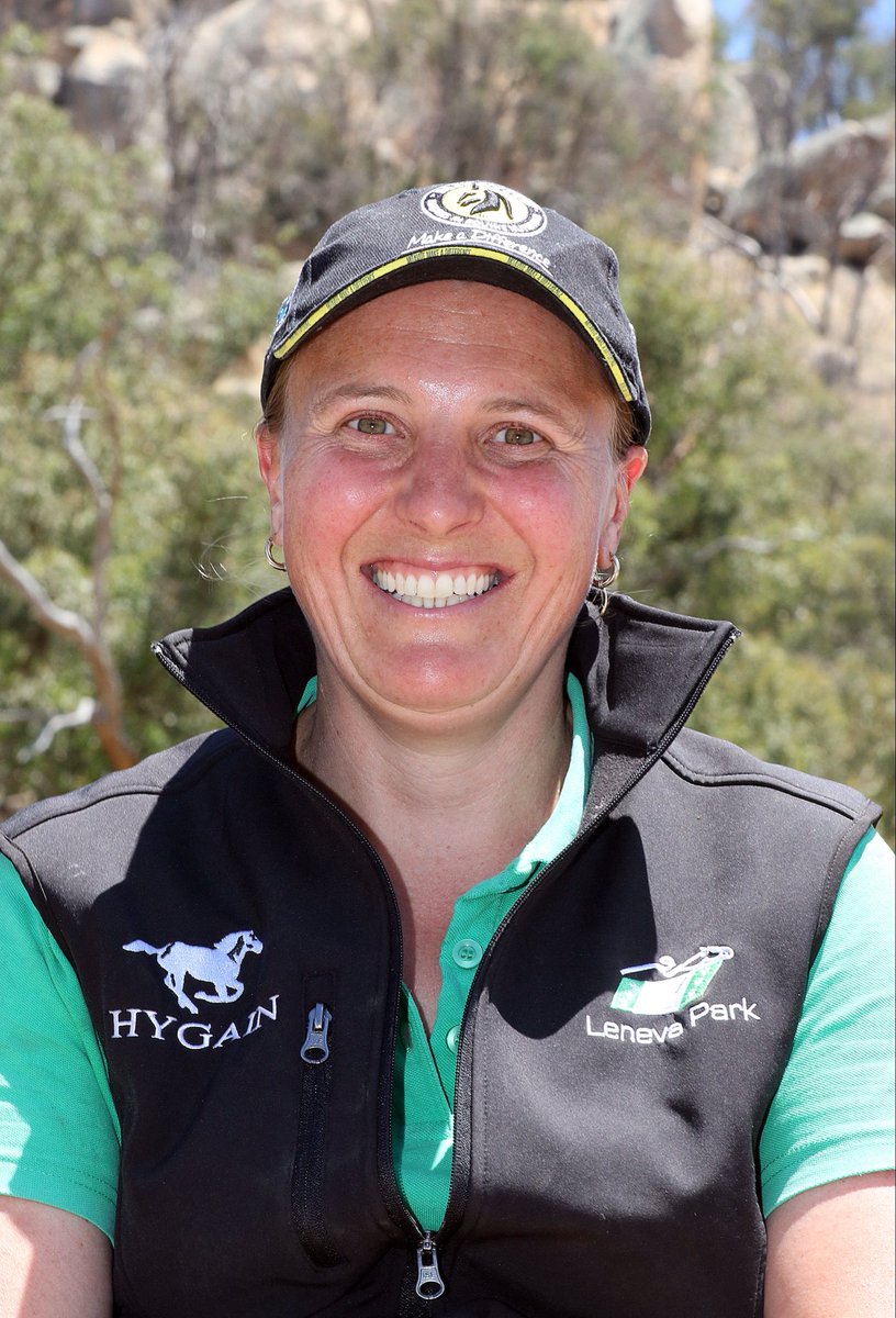 Leneva Park tweet media