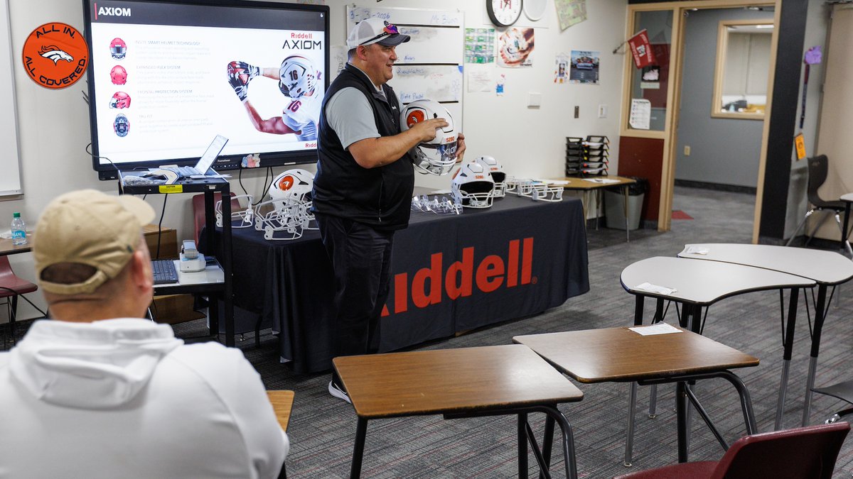 BroncosOffField tweet media