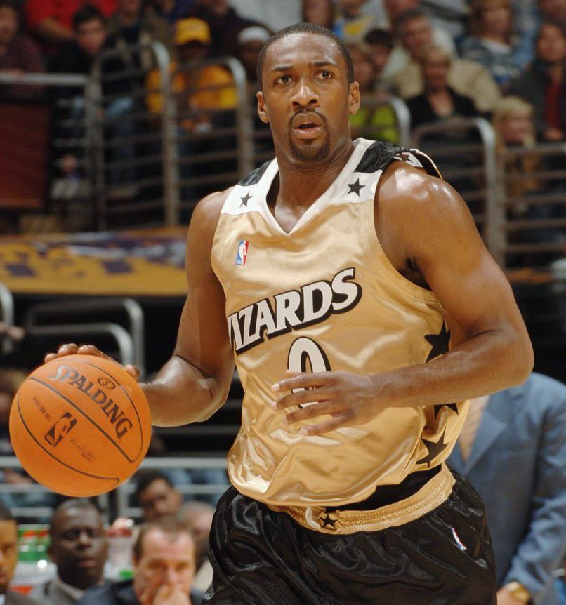 The Wizards say they’re giving 10,000 fans FREE vintage Gold 2000s jerseys at their next game.

This is so cool.