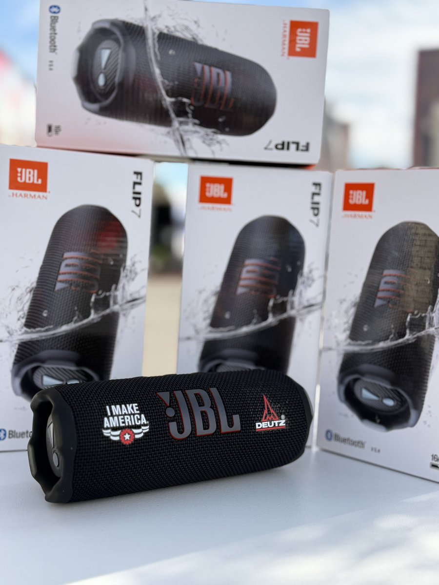 I Make America tweet media