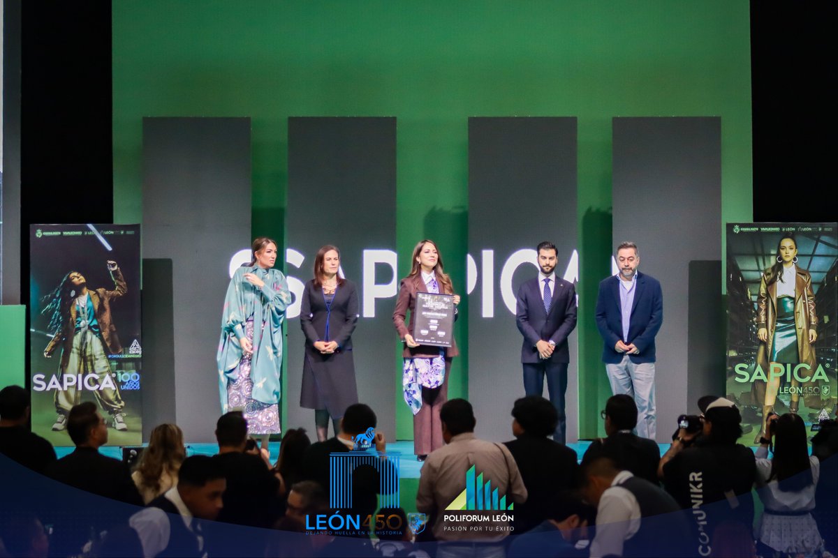 Poliforum León tweet media