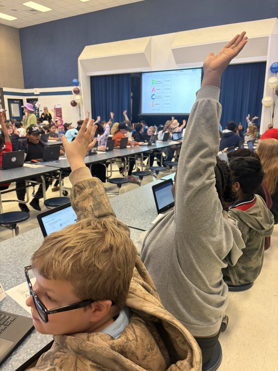 🍎Jenna Morrell🍏 tweet media