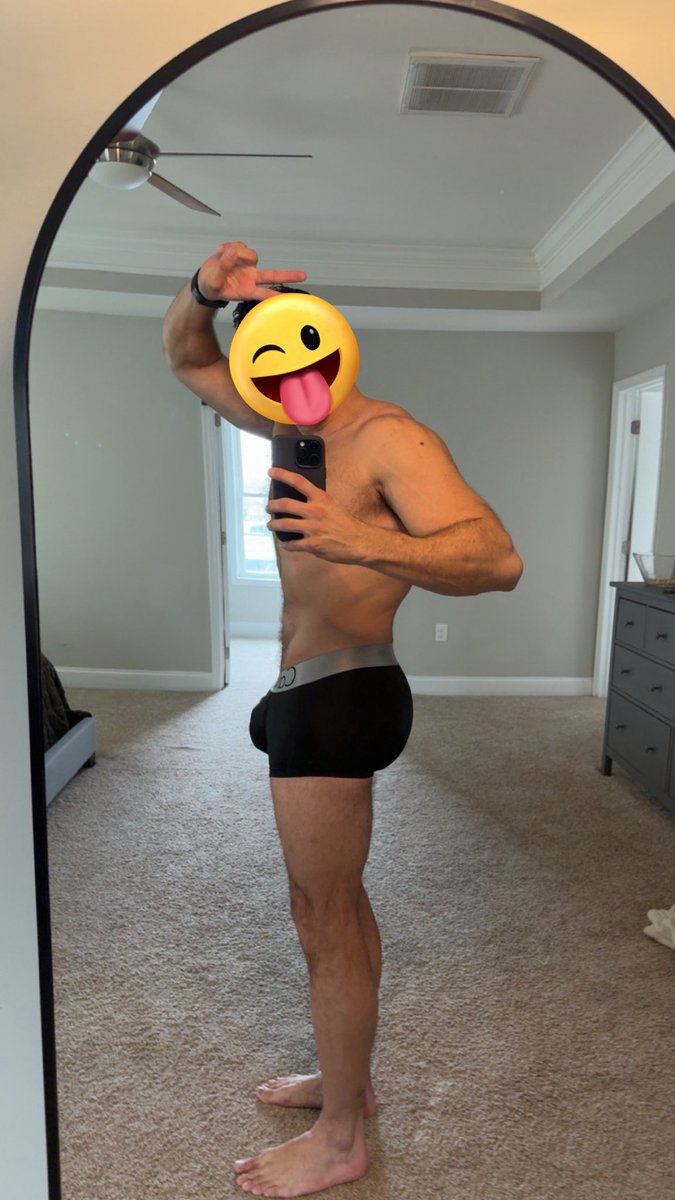 built4bottoming tweet media