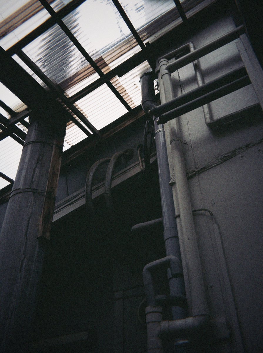 Yuya_Fylis's tweet image. Flashback ONE35 V2 Cameraが届いたので街を少し撮ってみた。

ファインダーが当てにならないけど、そこも含めて思ったよりいいかも。

#flashback 
#one35v2 
#toycamera