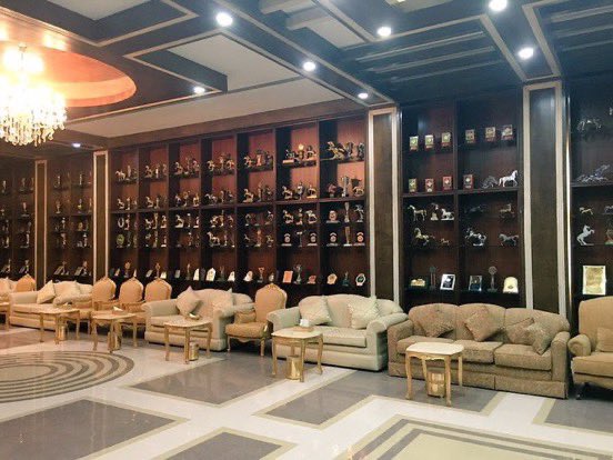 عايش البطي tweet media