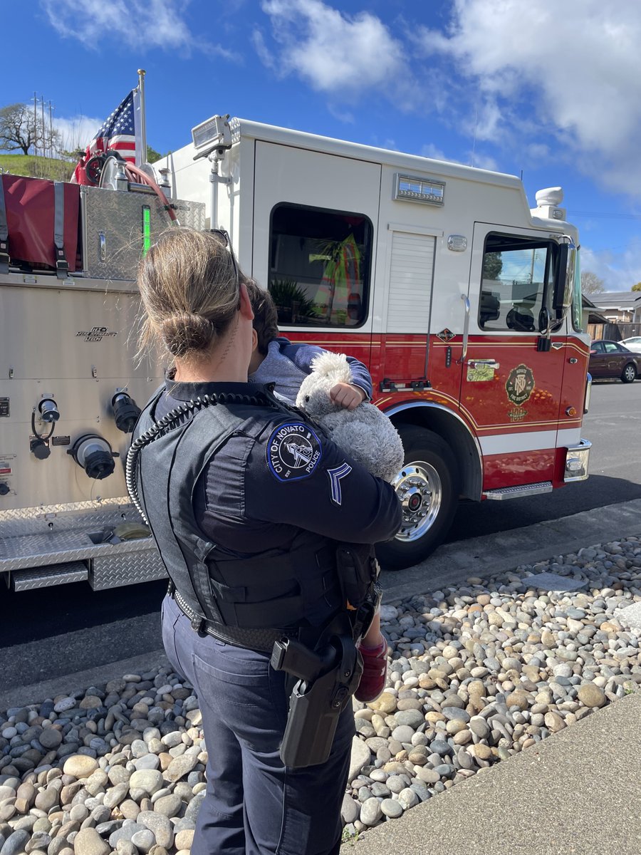 novatopolice tweet media