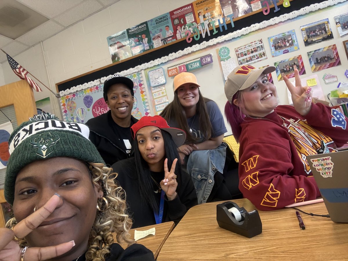 LaburnumES tweet media