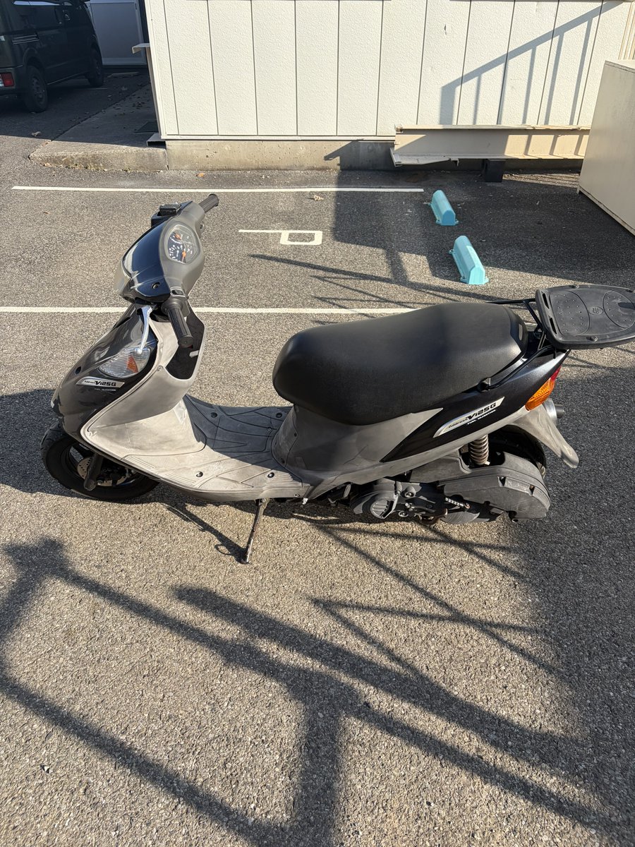 bike_0802's tweet photo. 整備済極上❗️
アドレスv125g 売ります❗️

・社外ブレーキパッド
・社外リアキャリア　等

・セル・キック⭕️
・灯火類⭕️
・吹き上がり⭕️ 
・アイドリング⭕️
・走る、止まる、曲がる⭕️

#ワンツー売ります　#アドレスv125g #アドレスv125 https://t.co/Ods3vPUe4e
