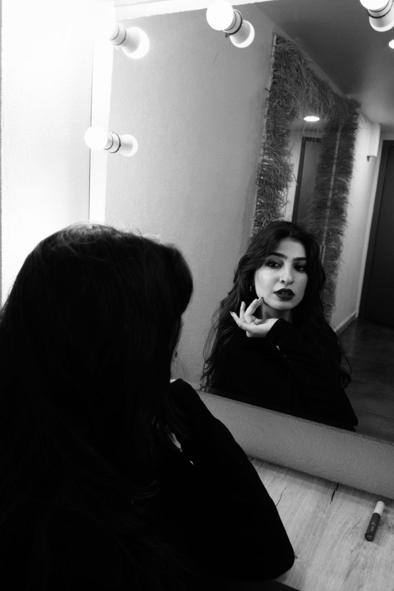 Zeynep Barlin tweet media