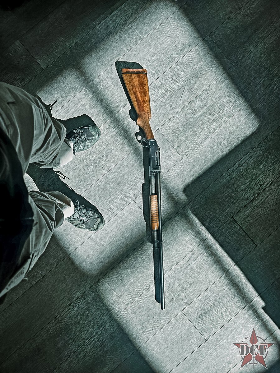 DCFGuns's tweet image. The right tool for your trench warfare needs.

#DCF #Pumpaction #2A