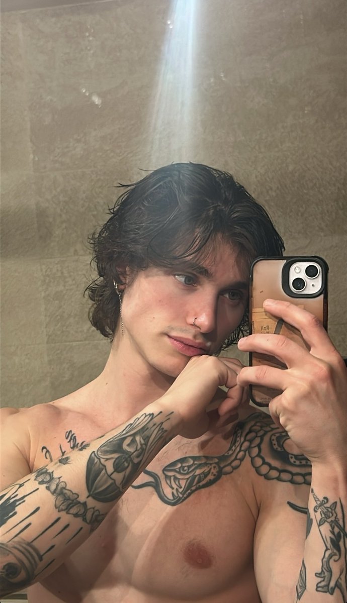 ๐๐๐ญ๐ญ๐ก๐๐ฐ ๐๐ก๐จ๐ซ๐ง๐ญ๐จ๐ง tweet media