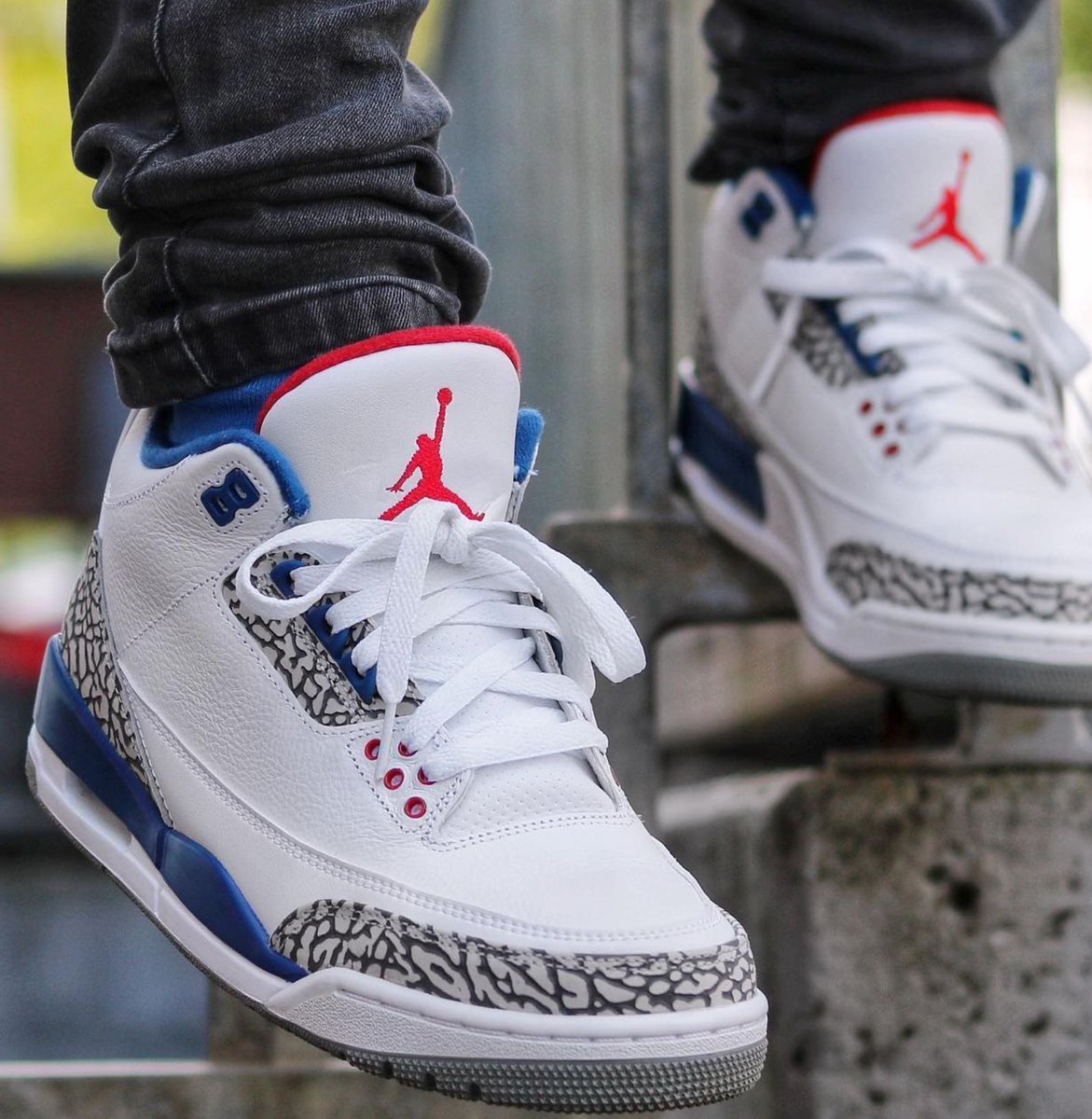 JustFreshKicks's tweet photo. The Air Jordan 3 OG “True Blue” Returns Fall 2026 ❤️💙 https://t.co/2YshheSCb8 https://t.co/SiLPImRMBR