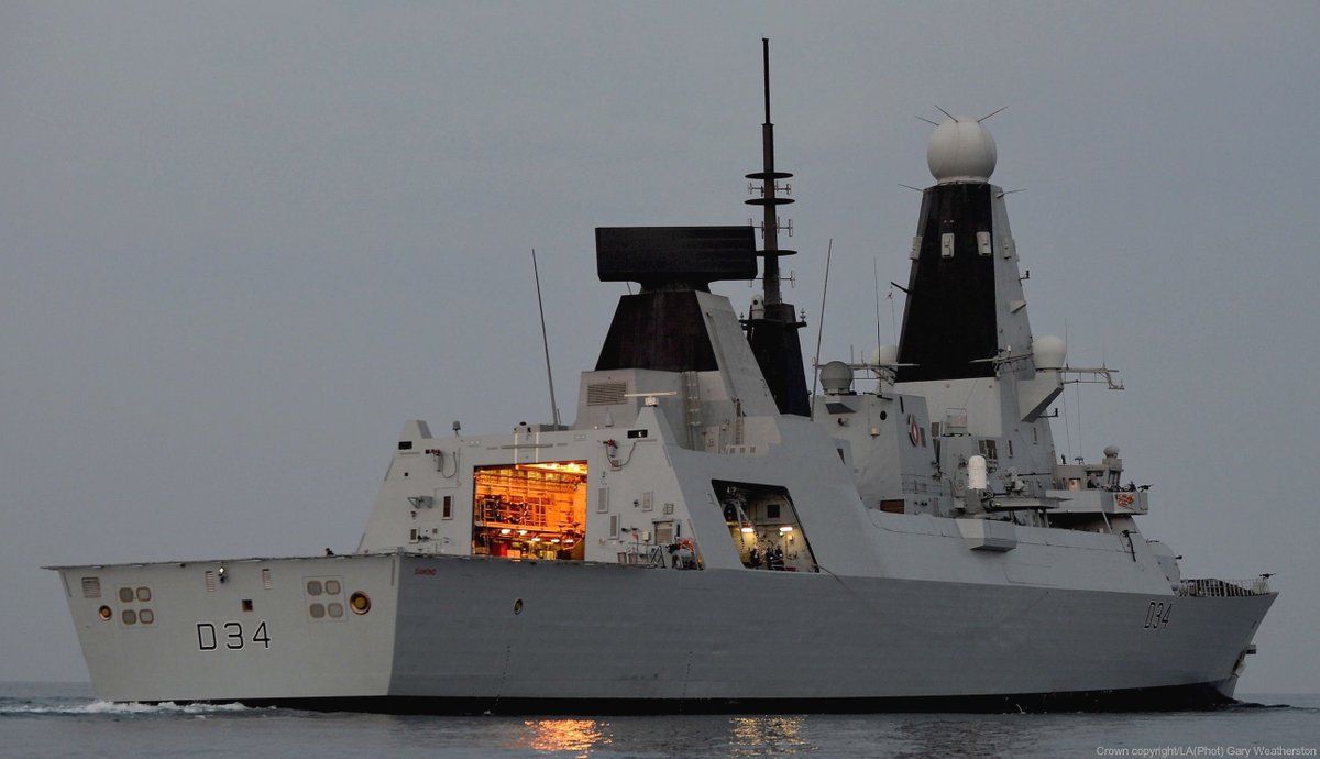 USAS_WW1's tweet image. #Falklands #Mediterranean #USIranWar #Navy: The Royal Navy's six stunning Type 45 Daring-class "world's best air-defence ship" destroyers were built March 28, 2003 to September 26, 2013. They are D32 Daring, D33 Dauntless, D34 Diamond, D35 Dragon, D36 Defender and D37 Duncan.🇬🇧❤️
