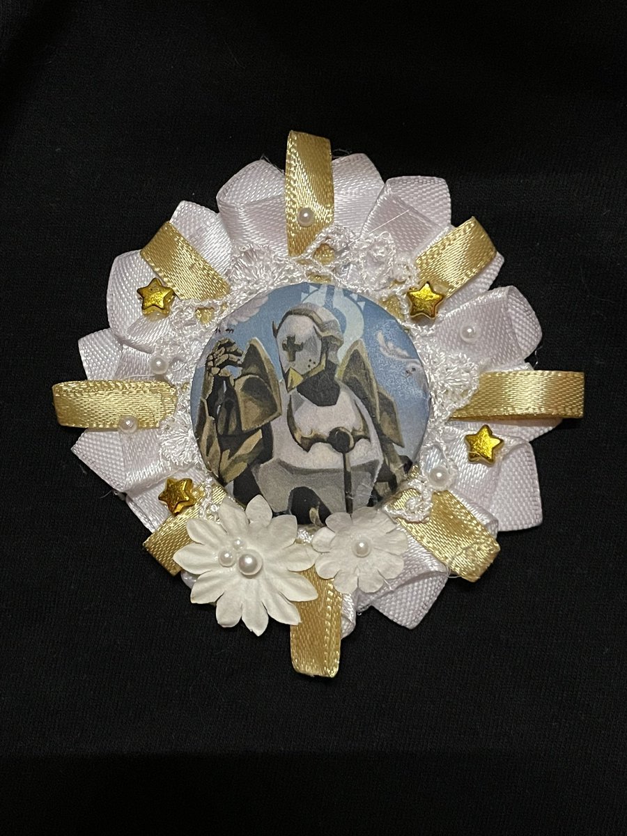 im obsessed with making them. help.
art by the goat <a href="/PLAGUEDPRIEST/">💉《 ENVY 》</a>