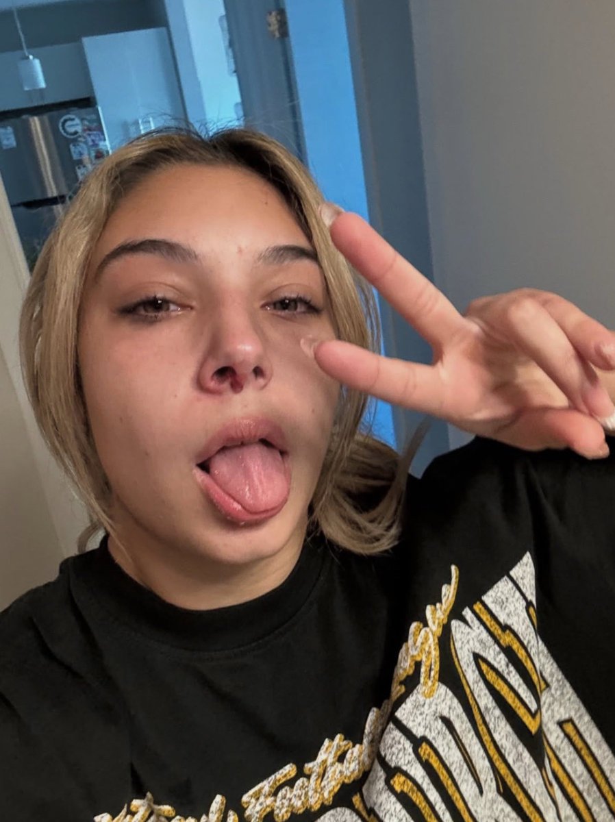 แ
แ
โ ๐๐๐๐ ๐๐๐๐ .แ tweet media