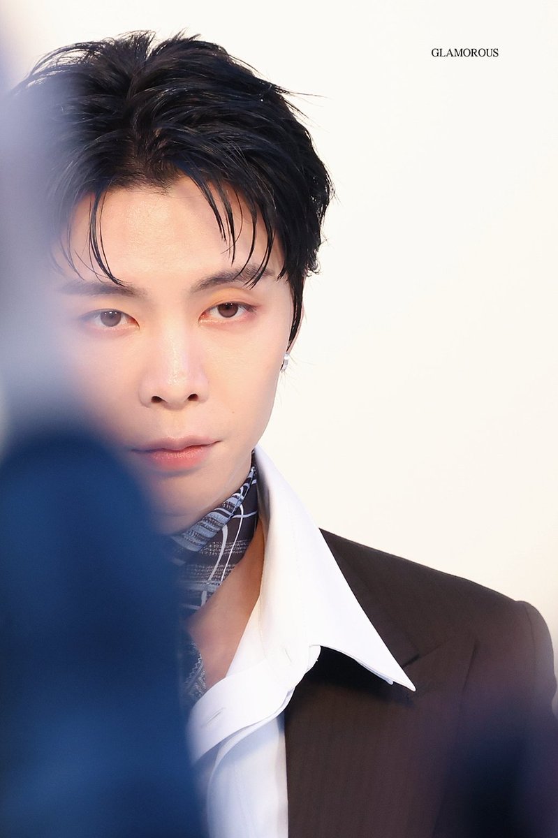 GLAMOROUS tweet media