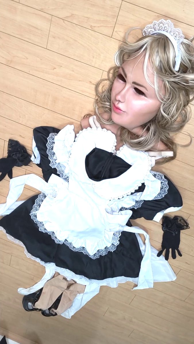 おじさんも着れる変身セット

#femalemask #フィメールマスク #皮モノ