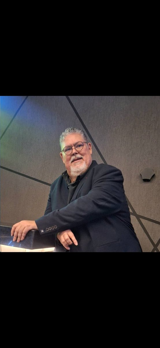 Termo_Economico's tweet photo. “Emergen actores políticos que debilitan a los polos que perdieron su conexión con la gente”, sostiene Juan Barreto

"En la realidad política venezolana emergen actores que están ocupando los espacios vacíos que ha dejado el desgaste de la polarización", afirmó https://t.co/KogTsw2Tth