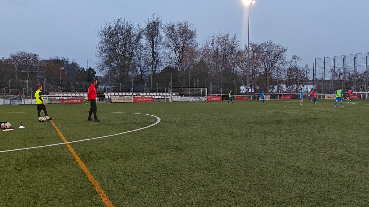 Comité y Escuela de Entrenadores de la RFFM tweet media