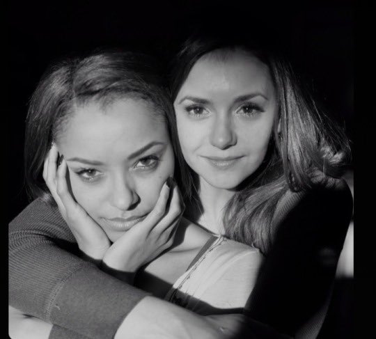 ✿｡. 𝓒𝓪𝓻𝓸𝓵𝓲𝓷𝓮 𝓕𝓸𝓻𝓫𝓮𝓼 ♔ tweet media