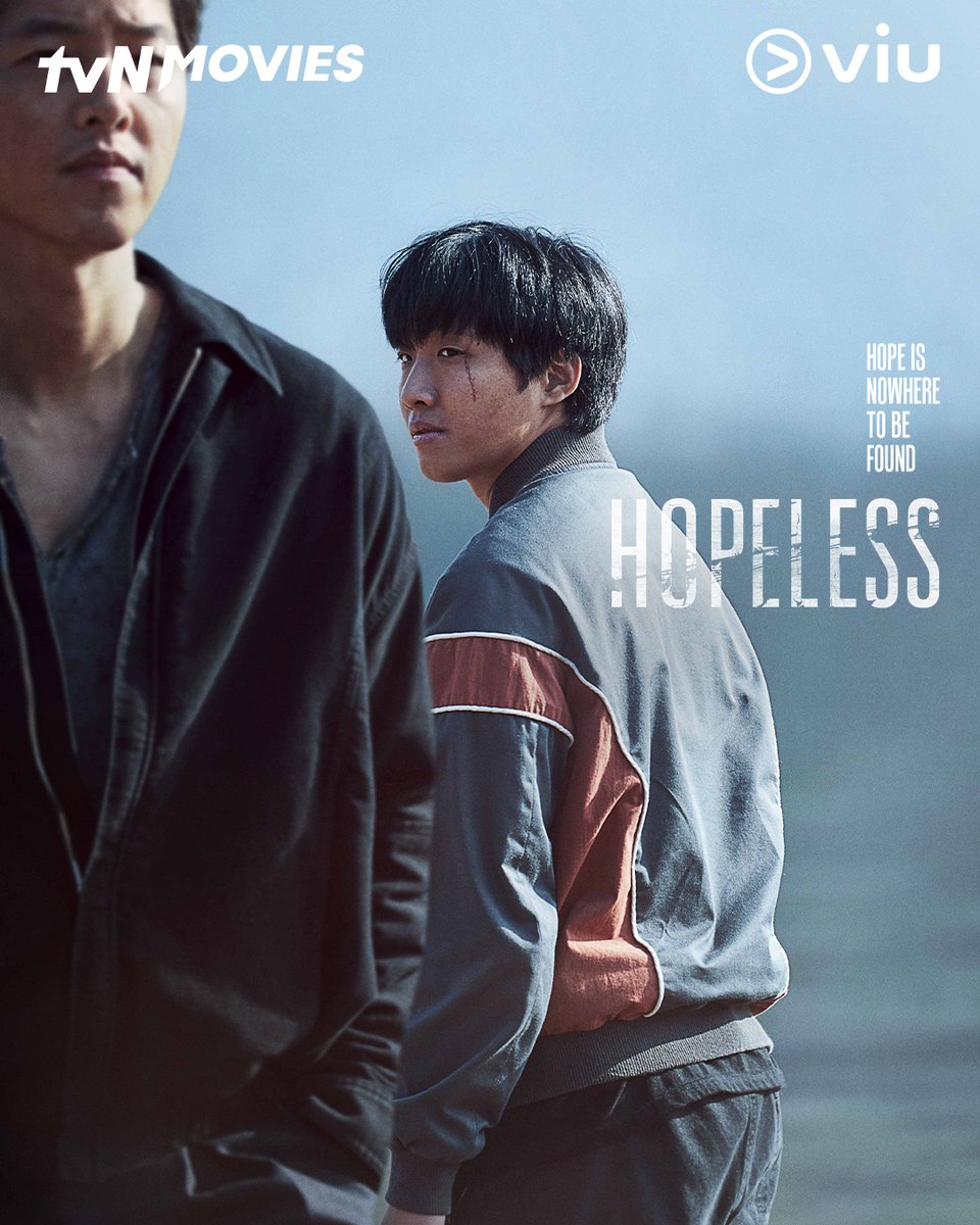 𝗖𝗮𝘁𝗰𝗵 #Hopeless 𝗼𝗻 𝗩𝗶𝘂 𝟴 𝗠𝗮𝗿!
Not all battles are fought in the open.
In this award-winning film 🎬✨, #HongXaBin has never gotten what he wanted in life. Desperate for a way out, he turns to #SongJoongKi...