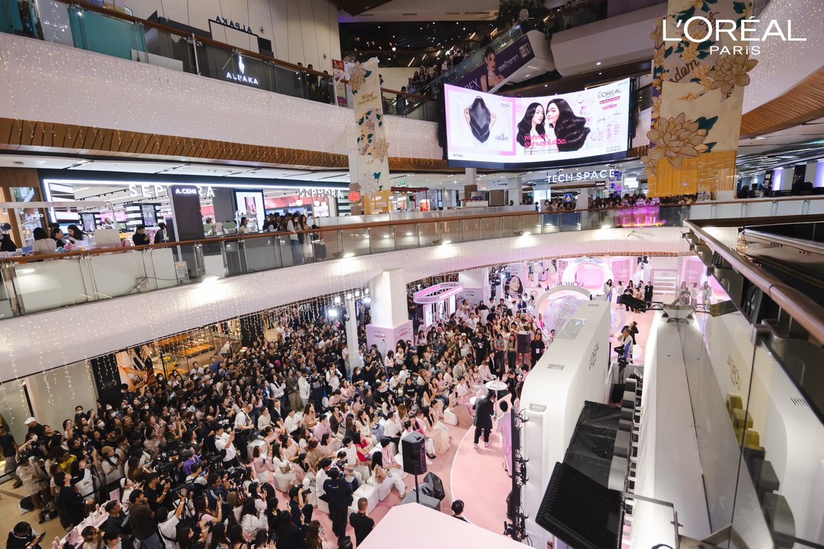 LOrealParisTH's tweet photo. ชมภาพบรรยากาศ 𝑳'𝑶𝒓é𝒂𝒍 𝑷𝒂𝒓𝒊𝒔 𝑮𝒍𝒚𝒄𝒐𝒍𝒊𝒄 𝑼𝒏𝒊𝒗𝒆𝒓𝒔𝒆 ✨​
อาณาจักรที่รวมนวัตกรรม Glycolic Acid จากลอรีอัล ปารีส​

นำทีมโดย ชมพู่ อารยา, ณิชา ณัฏฐณิชา, เจมีไนน์ นรวิชญ์ พร้อมเหล่าศิลปินคนพิเศษ ขอบคุณทุกคนที่มาร่วมสร้างโมเมนต์สุดไบรท์และร่วมสร้างกิจกรรมพิเศษตลอดงาน ​

#GlycolicUniverseTH #LOrealParisTH #LOrealGlycolicBright #LorealGlycolicGloss #Skincare #Haircare