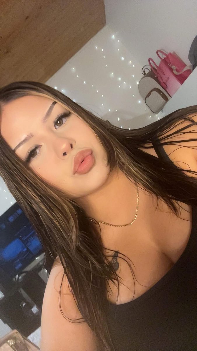 justsunsette08's tweet photo. Goodnight guys 😘  #cocktribute #cumtribute #bi #incest #bbc #cum #cock https://t.co/IhVRyprMQQ