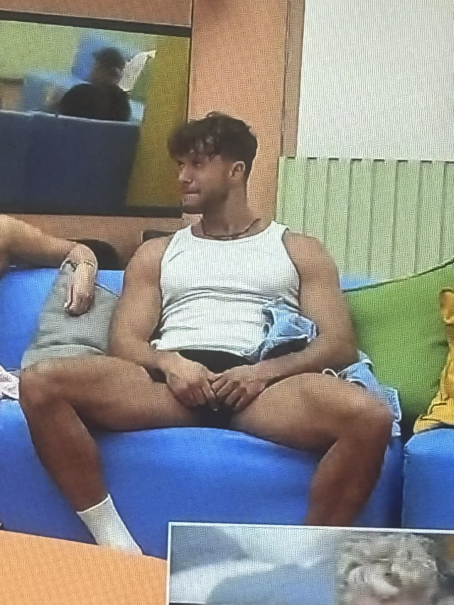 lowkgay's tweet image. yo votaré por Julia y Fabio y ustedes?
 #LCDLF6