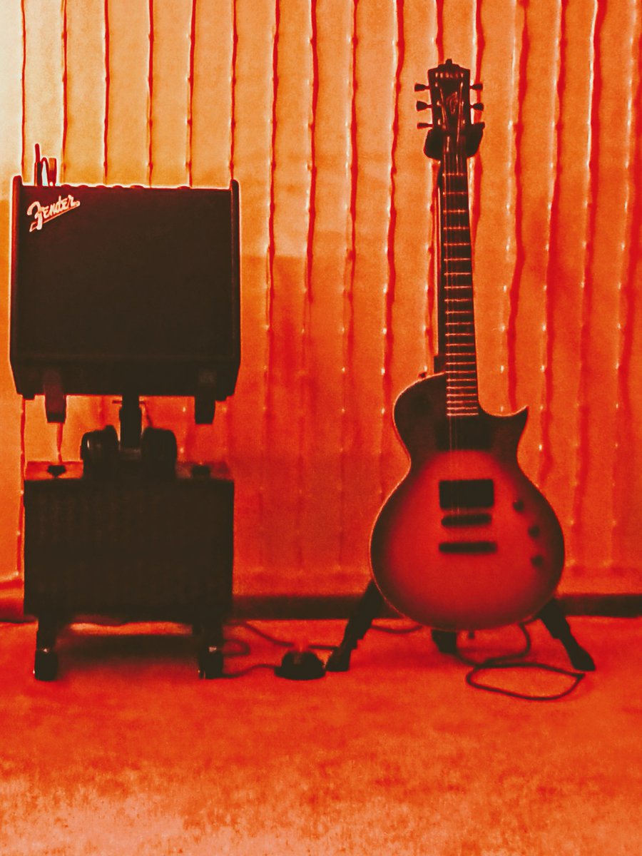 Upgraded my Guitar corner. #guitars