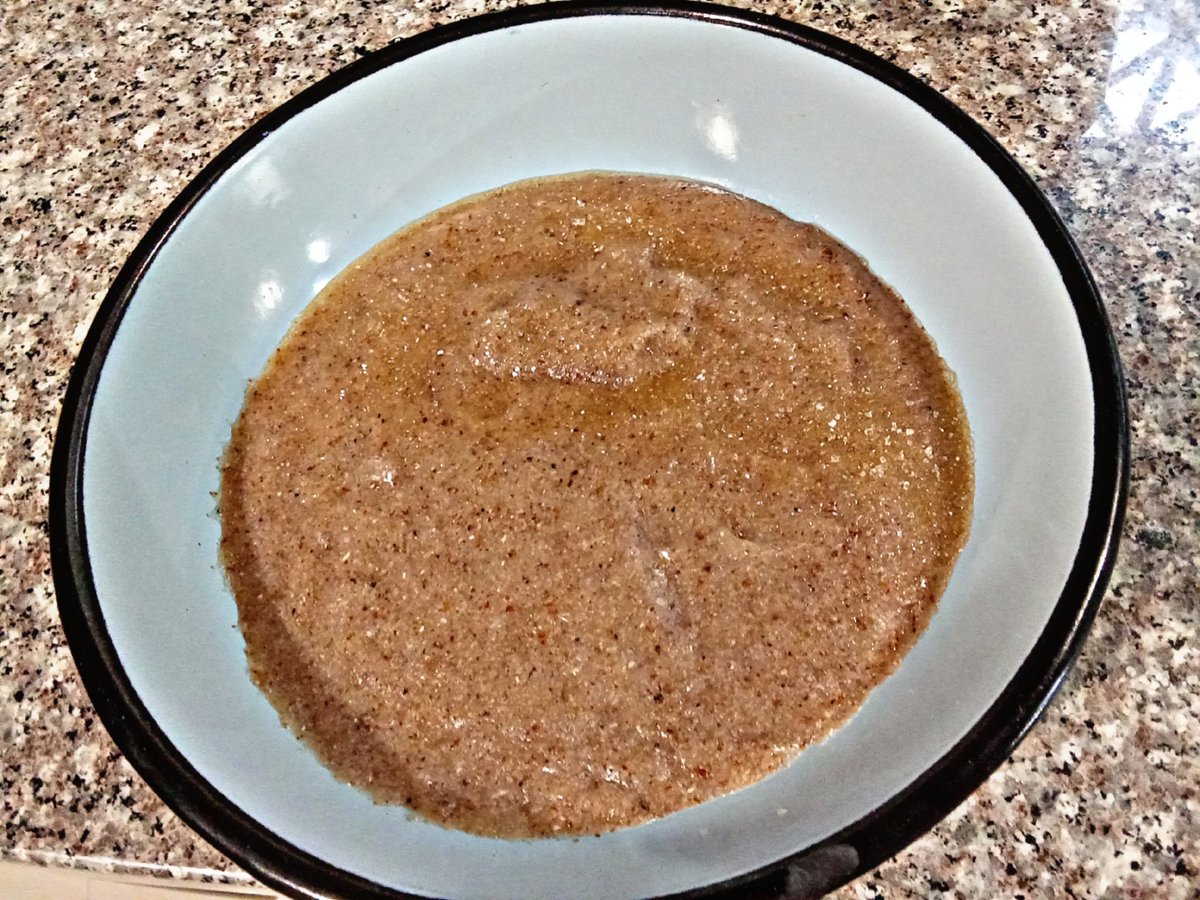 Baba_ka_Peanut's tweet photo. Simple, warm, and comforting. A taste of home. 🏡,🙃🥣
#TingYaMabele #SorghumPorridge #FermentedFoods #TraditionalBreakfast #PostRunMeal #Nolstagic https://t.co/utEOTT9dhL