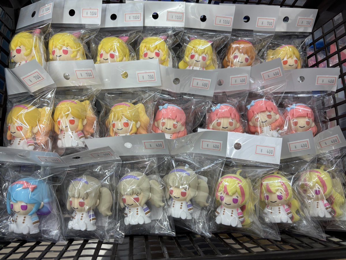 📢グッズ入荷情報 📢 アイカツシリーズ DMMスクラッチ ミニフィギュア