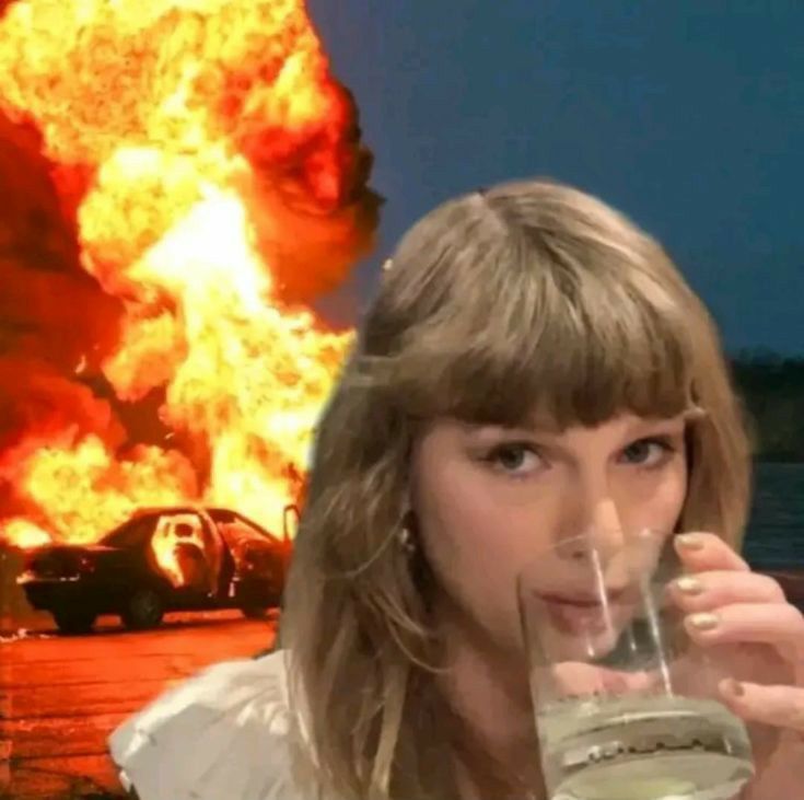 Mariana está a tiempo de que mejore su juego, el mal que ella tiene fue que Beba se me pegue 
#LaCasaDeLosFamosososCol3