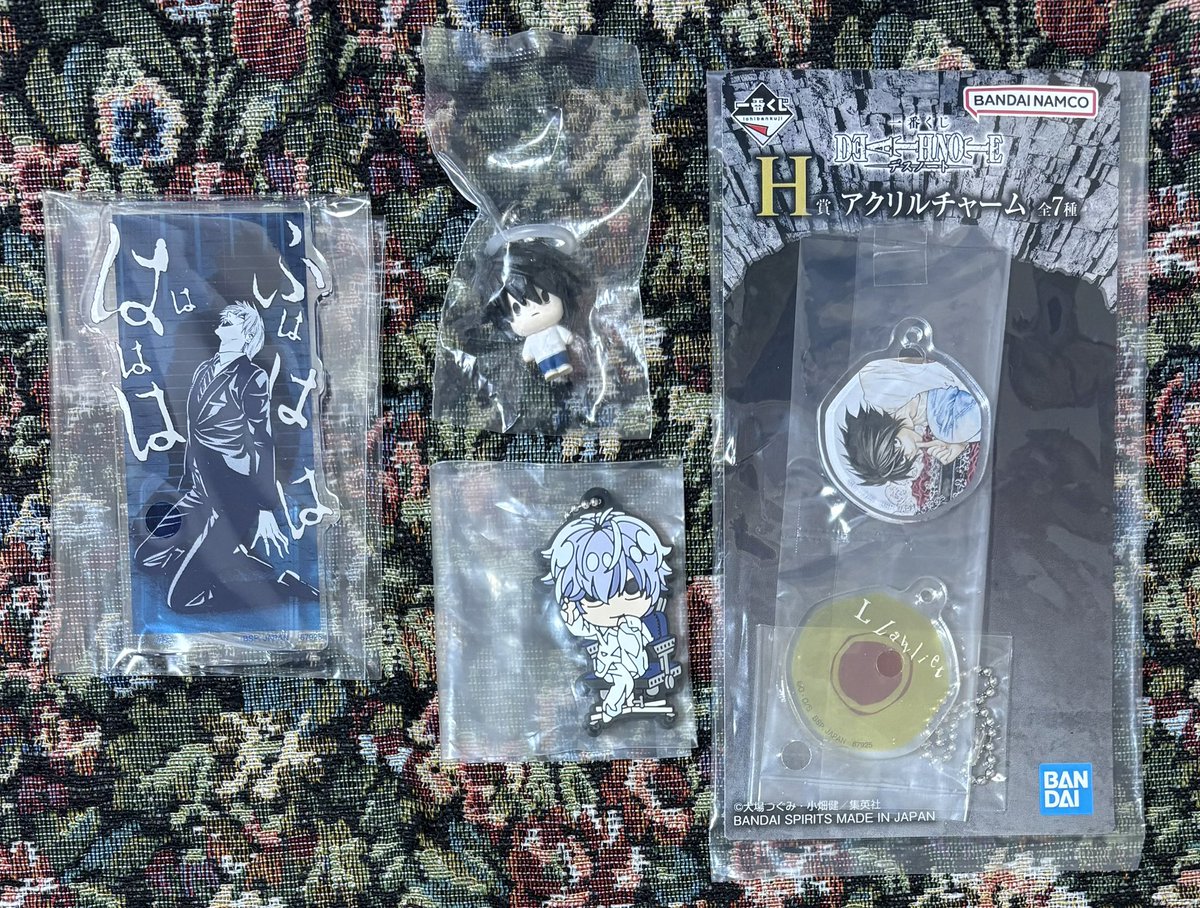 【交換】 DEATHNOTE デスノート めじるしアクセサリー 一番くじ でふぉラバ ラバスト 

譲)画像の月、L、ニア

求)同異種 メロ

めじるし/ねむらせ隊/一番くじアクリルチャーム/でふぉラバは所持済の為、異種を求めております。

お写真添付の上お声掛け下さると助かります。よろしくお願いします🙇‍♂️
